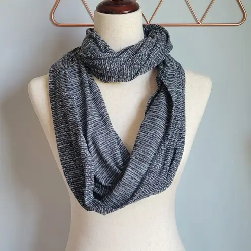 Lululemon , Vinyasa Scarf Coco Pique Black White Customizable Snap Knit Wrap