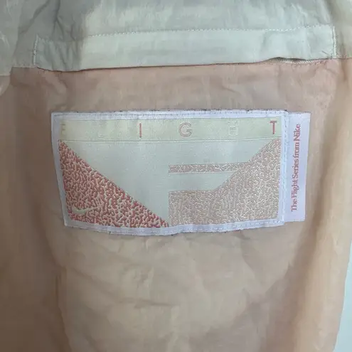 Nike  Jordan Flight Pants Joggers Windbreaker Material Retro 90s Size Small, EUC