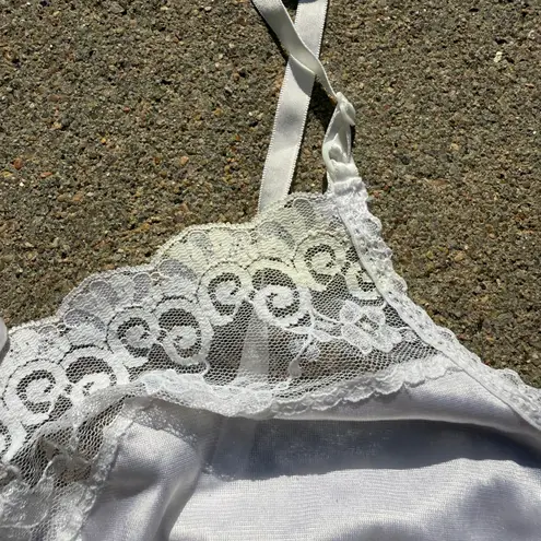 Vintage Ashley Taylor Ivory White Lace Scalloped Cami Slip Tank Top Nylon MEDIUM
