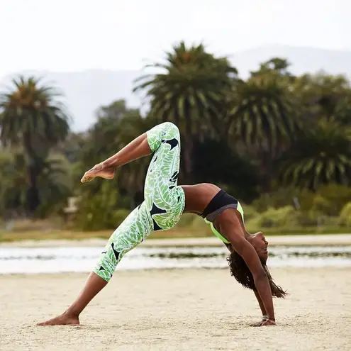 Alo Yoga Palm Springs Glowstick high waist Airbrush capri leggings size S small