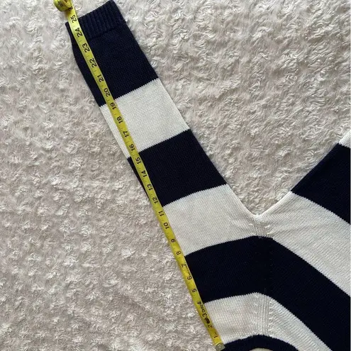 Joe Fresh Dark Navy & Cream Knit Crewneck Pullover Sweater Medium M