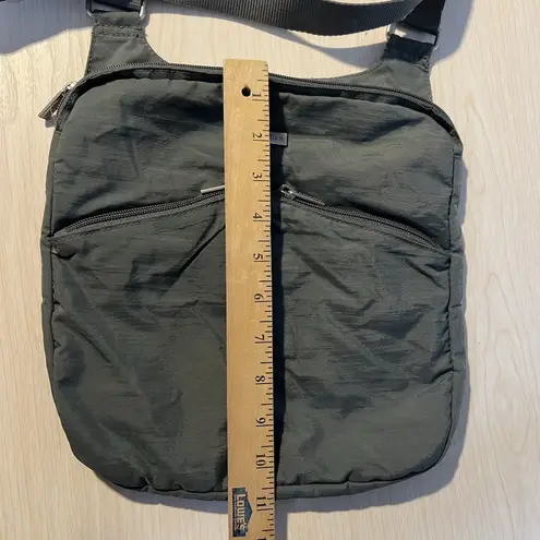 Baggallini Gray Sling Bag Crossbody Purse Tote Pockets Packable Adjustable