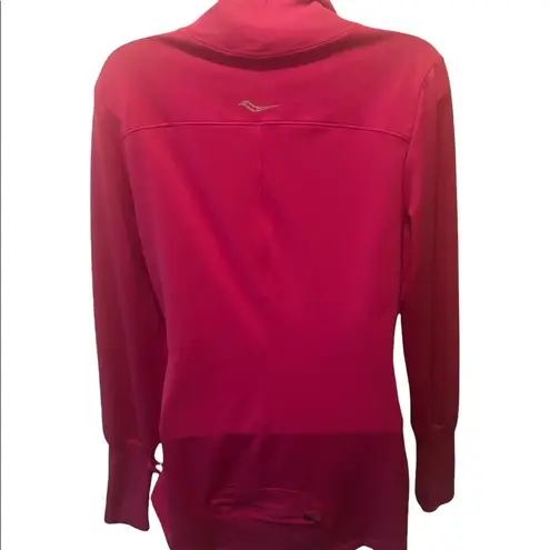 Saucony Funnel Neck Athletic Pullover Top M Cinched Hem Thumb-Holes Running