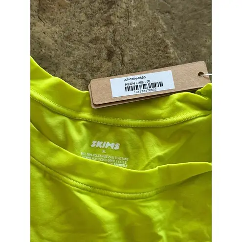 SKIMS Fits Everybody Super Cropped T-Shirt Neon Lime Size XL