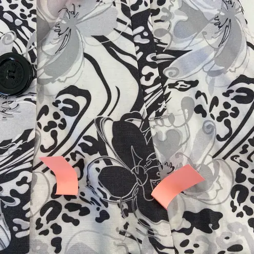 Vertigo Paris women’s gray cream peacoat belted half sleeve coat medium