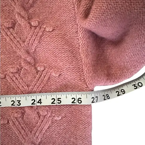 New York & Company Long Sleeve Crew Neck Knit Sweater. Size Large. Mauve Pink