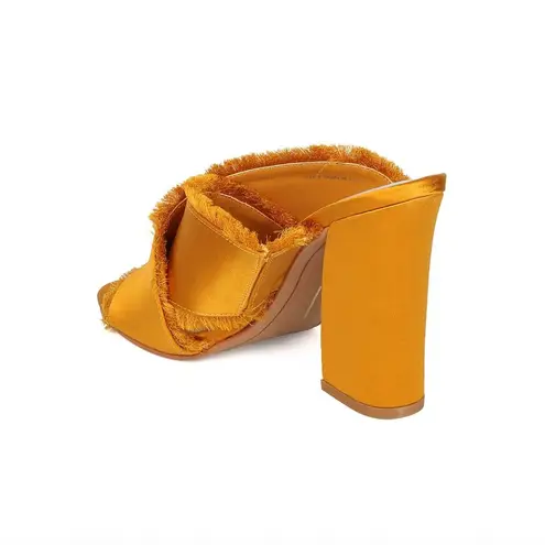 Dolce Vita Block Heel Sandals 9.5 Henry Raw Fringe Saffron Satin Mules Gold