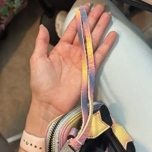 Aimee Kestenberg Rare Capri Leather Crossbody Phone Bag Sunset Ombre Travel