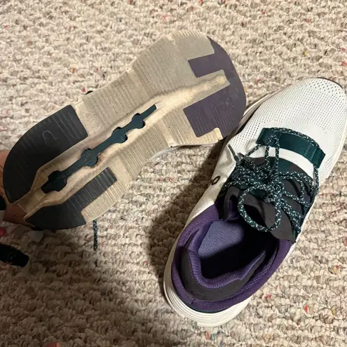 On Cloud Running Cloudnova White Violet Green Sneaker