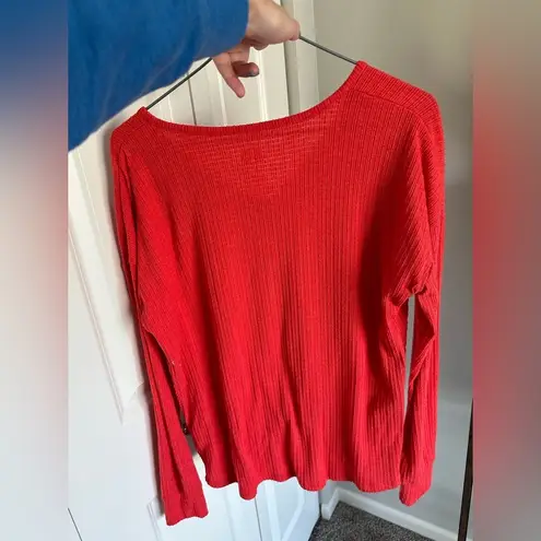 SO Red Ribbed Knit V