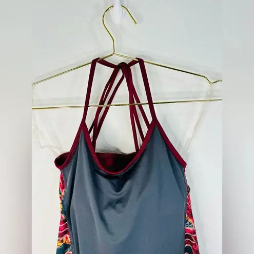 Her Universe Women's Grey Red Graphic Strappy Tank Top Small Athletic Chic