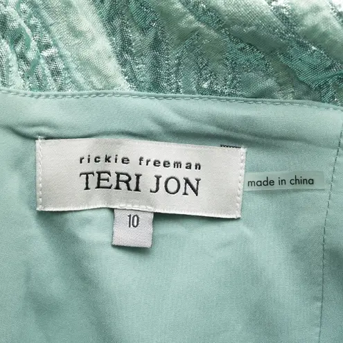 Rickie Freeman for Teri Jon