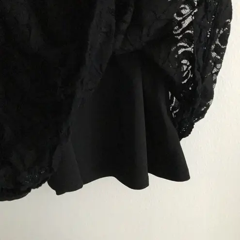 Kimchi Blue Urban Outfitter‎  Women Size Small Black Lace Sleeveless Skate…