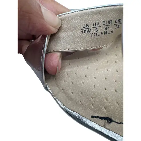 Life Stride 10W Silver Metallic Strappy Cushioned Footbed, Open-Toe Back Zipper