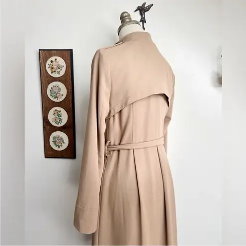 Besti Hello Besti Belli Classic Fitted Tan Double-Breasted Trench Coat