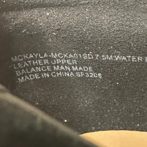 Blondo MCKAYLA chain Waterproof Sneakers Black Suede Size 7.5