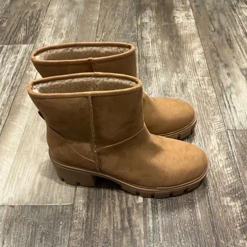 Sun + Stone Brown Winter Boots Size 8 Tan