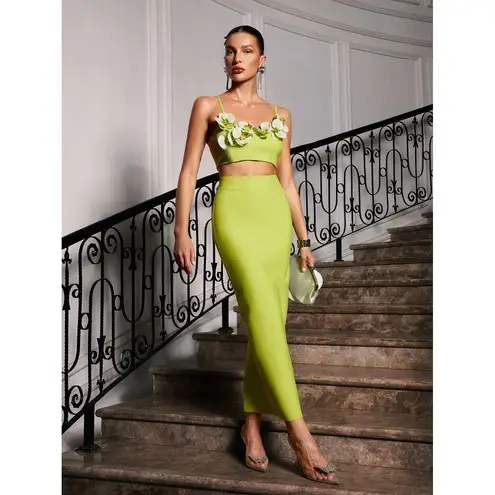 Rajiv Flower Bandage Skirt Set Green 3D Floral Size Small Stunning