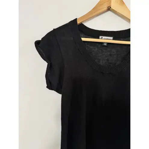 Brooklyn Industries Black Linen Blend Shark Bite Hem Top Women’s Size Small