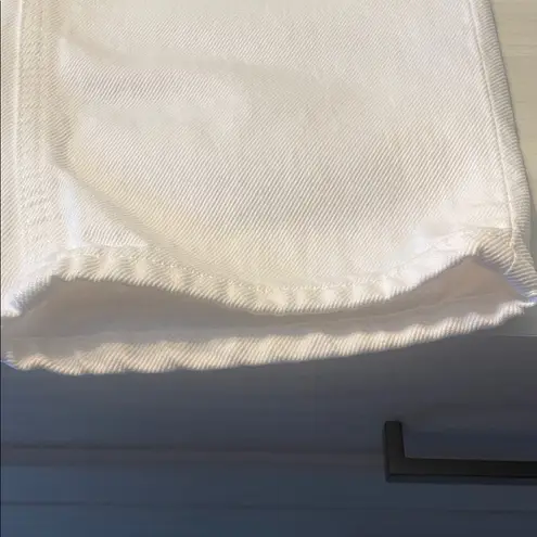 Mango  Women’s White Mid Rise Straight Jean