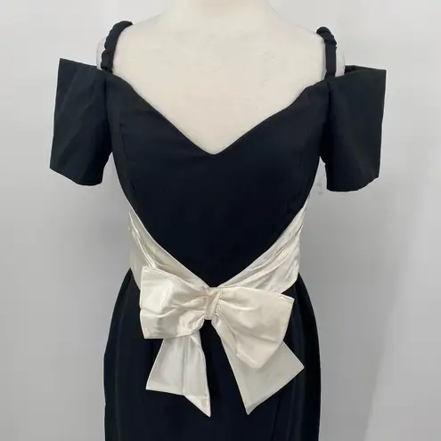 Vintage Maxi Dress Satin Bow Front Bodice Off Shoulder Sleeves Black Womens M Size M