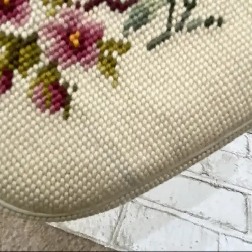 Vintage Beige Floral Needlepoint Clutch Handbag