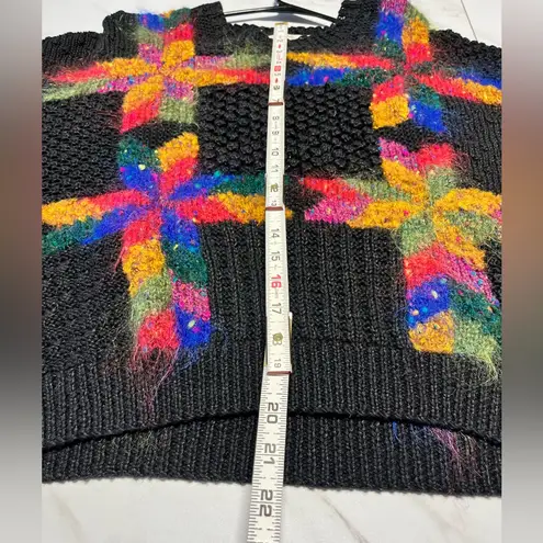 Vintage Knitting needles Hand Knit Quilt Pattern Fuzzy Crewneck sweater size M Size M