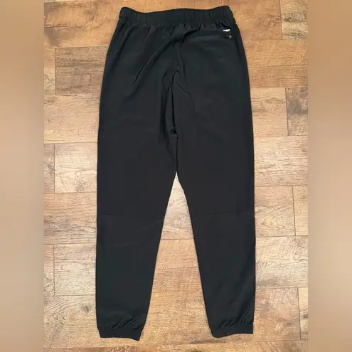 Motion, An Instagram Brand Adjustable Belt Hiking/Workout Pants Black