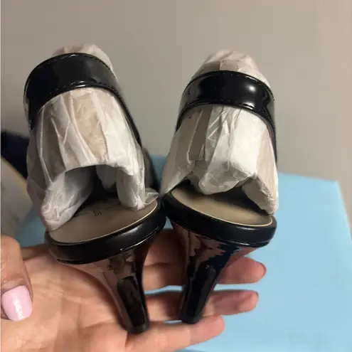 Life Stride Womens Kiley Pointed Toe Kitten Heels