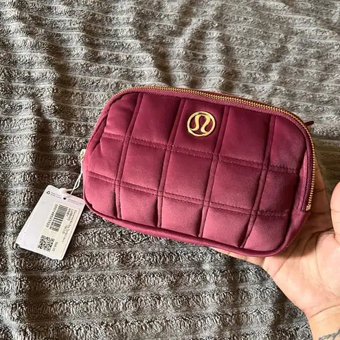 Lululemon  Belt Bag 1L Velour