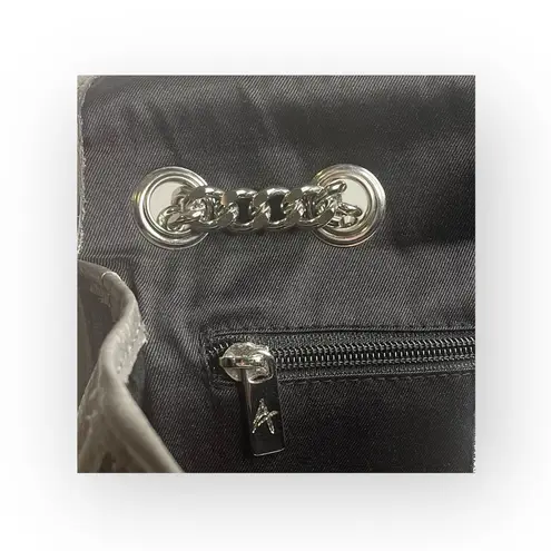 Artisan: new Alma Tonutti ✽ Tweed Turnlock Hardware Flap Bag ✽ Silver Chain ✽ Black