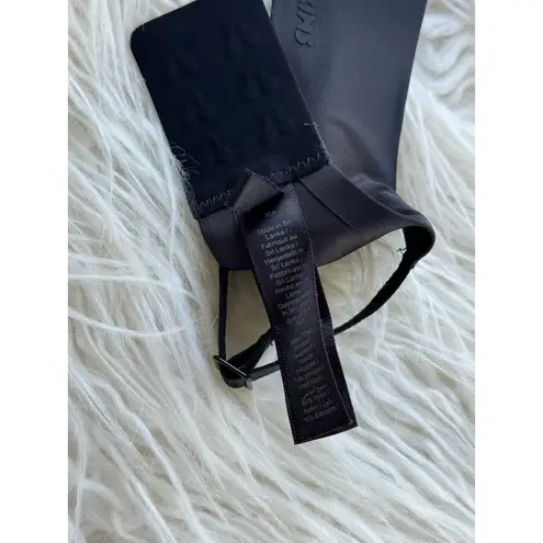 SKIMS Ultimate Deep Plunge Push Up Bra Onyx Size 30A