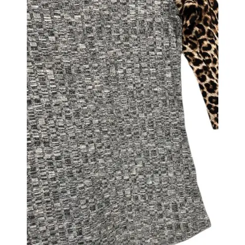Cheetah Raglan Sleeve Heather Gray Ribbed Knit Top Women’s M Soft Texture Urban Size M
