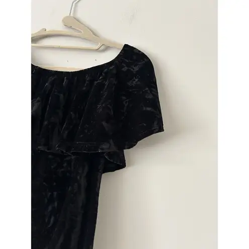Altar'd State Altar’d State Black Ruffle Velvet Off The Shoulder Bodysuit Size Medium