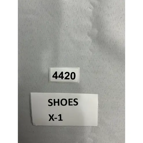 Very Volatile Womans Block Wedge Heel Bootie 7.5 Maroon Suede Side Zip