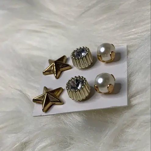 3 Gold Stud Earrings Bundle Star, faux Pearl Plastic