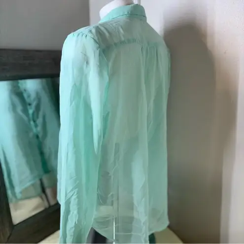 Charlotte Russe  Green Long Sleeve Button Down Shirt
