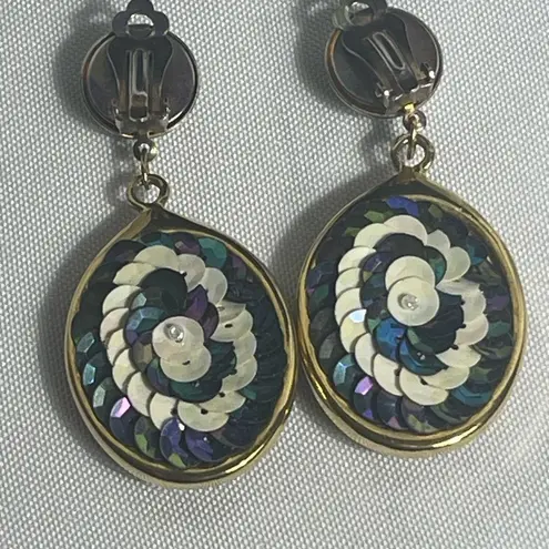 Vintage 80’s Elegant Sequin Drop Clip On Earrings Multicolor Gold/Silver Gold