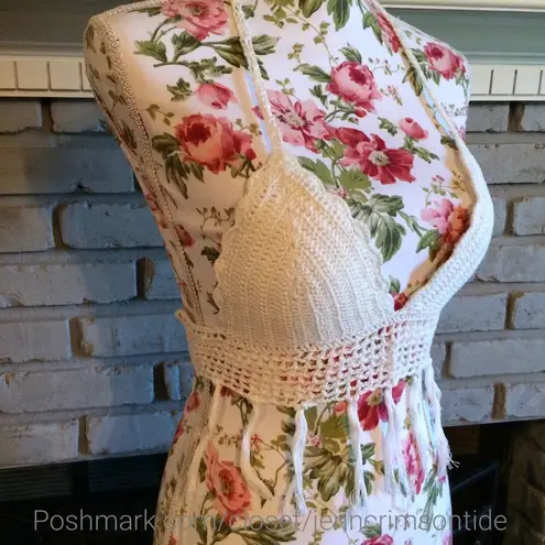 Boutique NEW White Boho Crochet Fringe Halter Crop Top Bikini