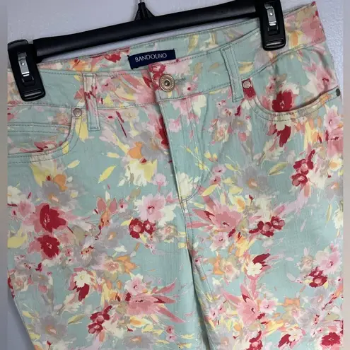 Bandolino ❄️ Mandie Crop Floral Jeans