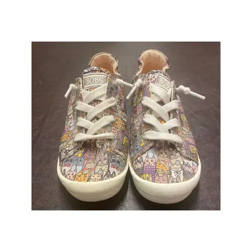 Skechers BOBS Memory Foam Cat Print Sneakers Women’s Size 7.5 Slip On Shoes White