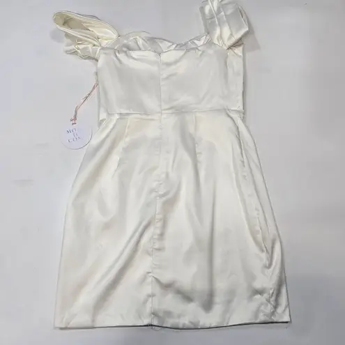 MORE TO COME Bella Off Shoulder Dress in White Size XS