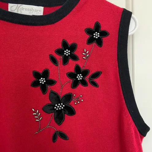 Dress Barn EUC |  women’s red black floral beaded‎ sweater vest — petite medium