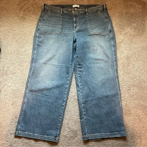 Lane Bryant  Denim Jeans Women’s Sz 24 Wide Leg Medium Wash Midrise