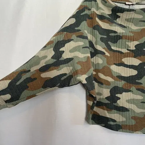 ee:some  Dolhman Sleeve Oversized Wide Neck Sweatshirt Camo Print Small