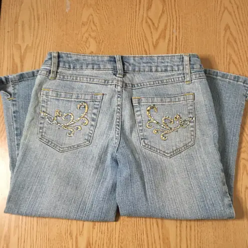 Juniors/Womens NOBO Rhinestones Jeweled Stretchy Distressed Capri Jeans Size 3 Blue