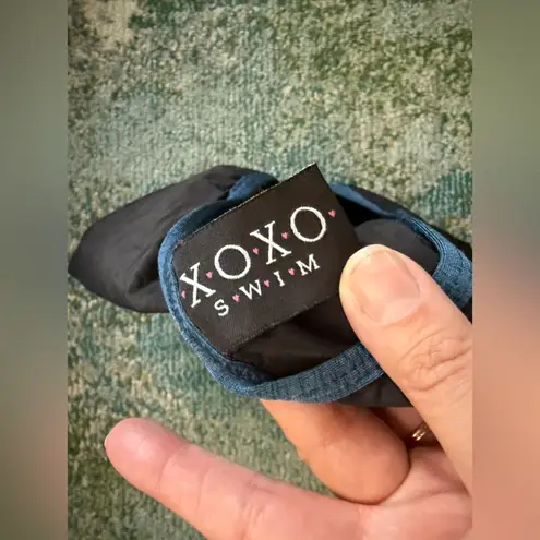 Vintage 90s Y2K XOXO front zip nylon board swim shorts, size medium Black