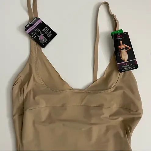 Maidenform Shaper Sculptor Slip Body Suit Built In Panty Firm Control Nude Tan