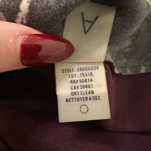 Elie Tahari purple, black & white silk sleeveless top size S