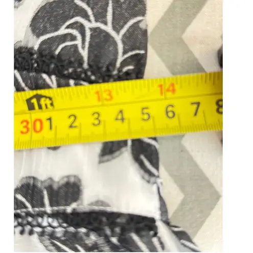 Do+Be Black & White Floral Embroidered Wrap Blouse